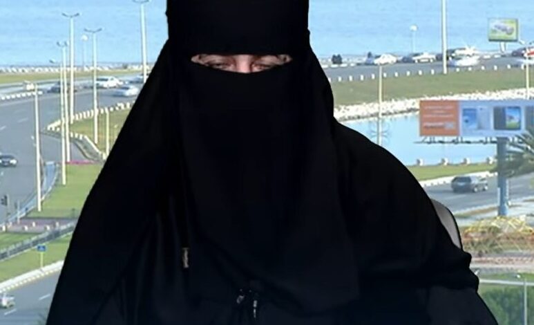 سلوى العماني.