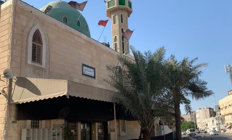 مسجد العباس في العوامية بعد إزالة الكتل الخرسانية قبل أيام. (تصوير: أحمد السويداني)